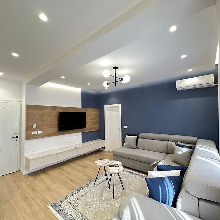 Luxurious Seaside Apartment Durrës Kültér fotó