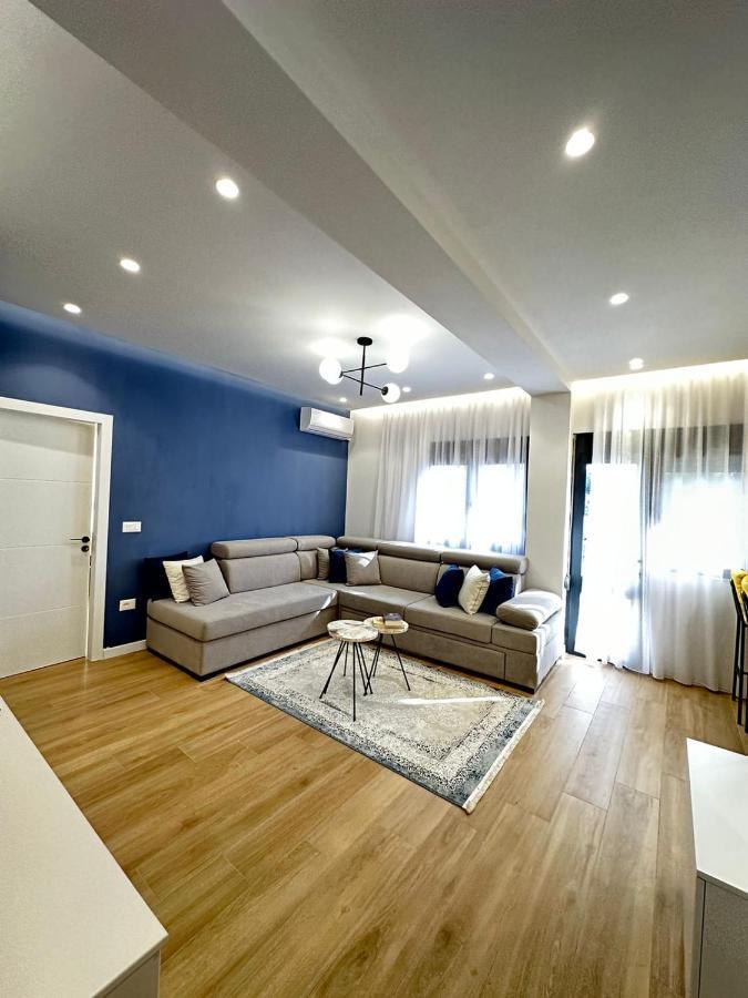 Luxurious Seaside Apartment Durrës Kültér fotó